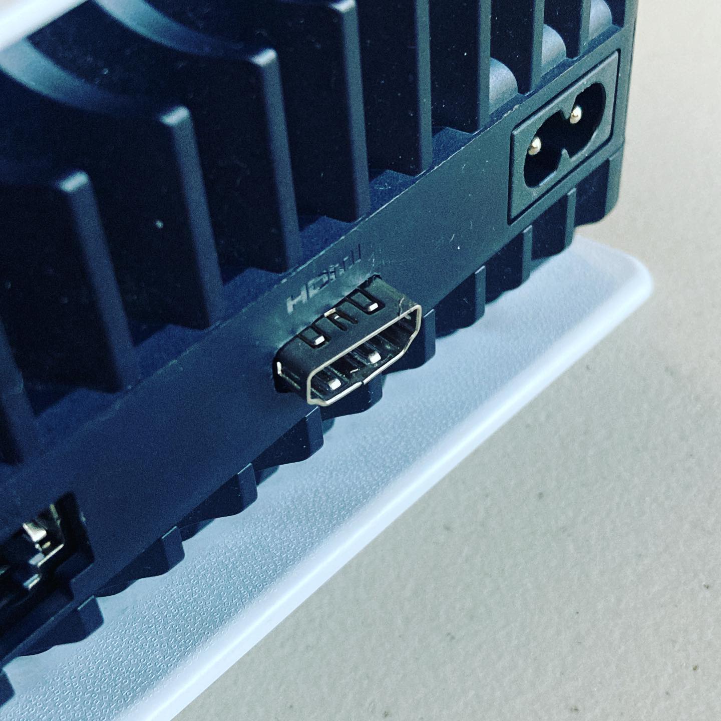 Réparation PS5 HDMI port connecteur paris boutique